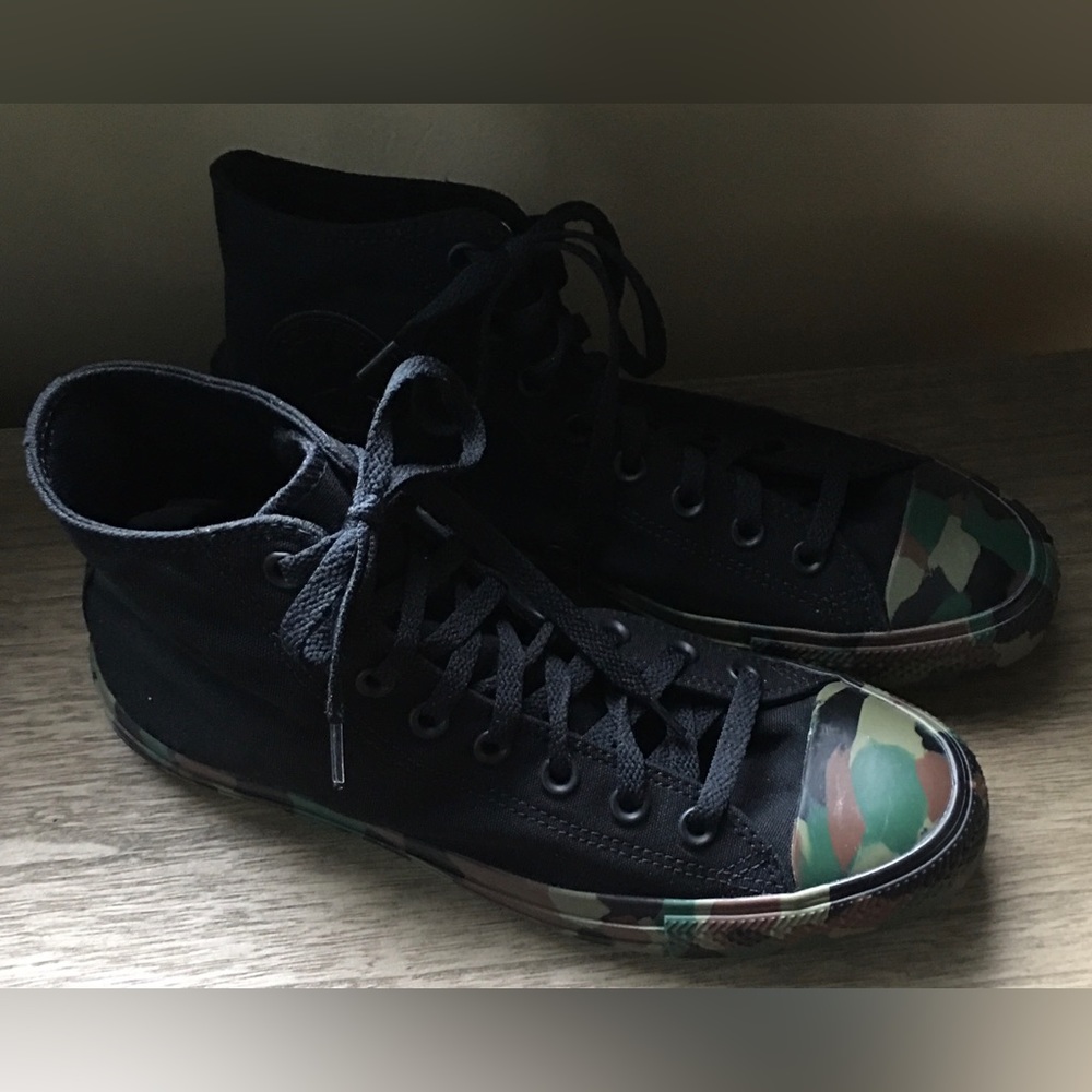 New Converse Chuck Taylor All Star Hi Sneakers (Unisex)